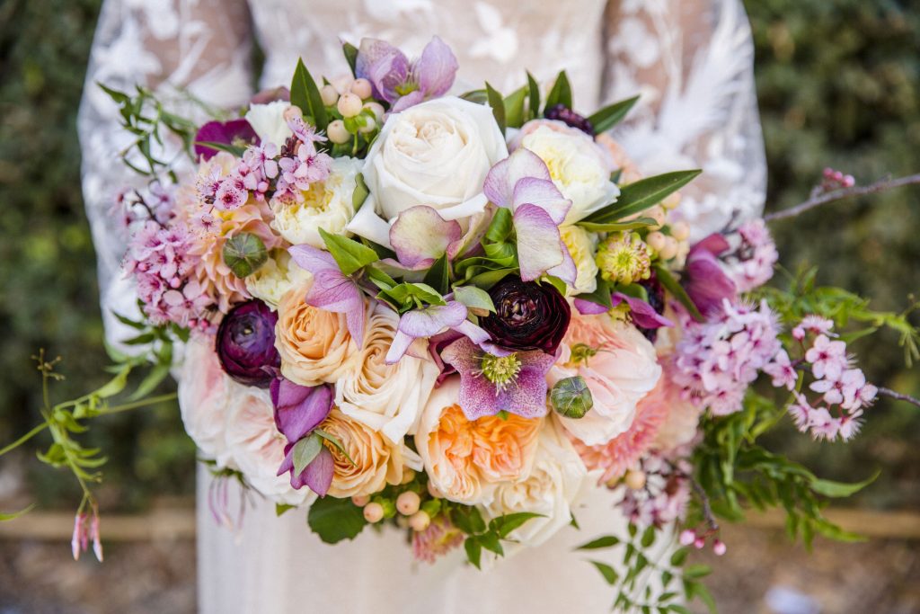 tbm couples shoot florals